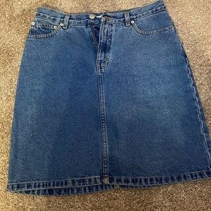 Tommy Hilfiger Jean Skirt🎉🎉